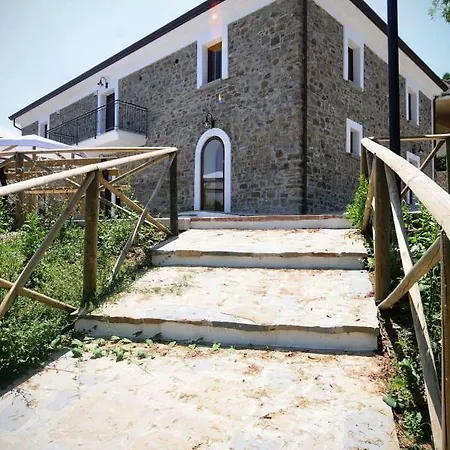 Il Casale Dei Nonni Гостевой дом Агрополи